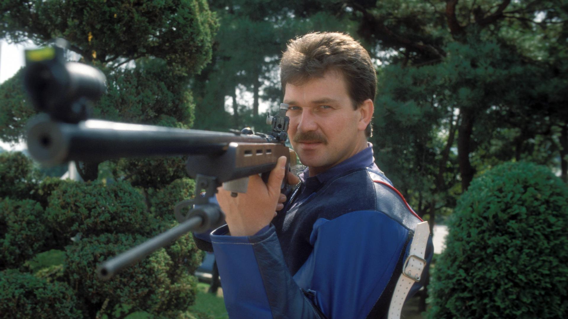 Der Kronauer Schütze Kurt Hillenbrand vor den Olympischen Spielen 1988 in Seoul, die die letzte Großveranstaltung in seiner Karriere waren.