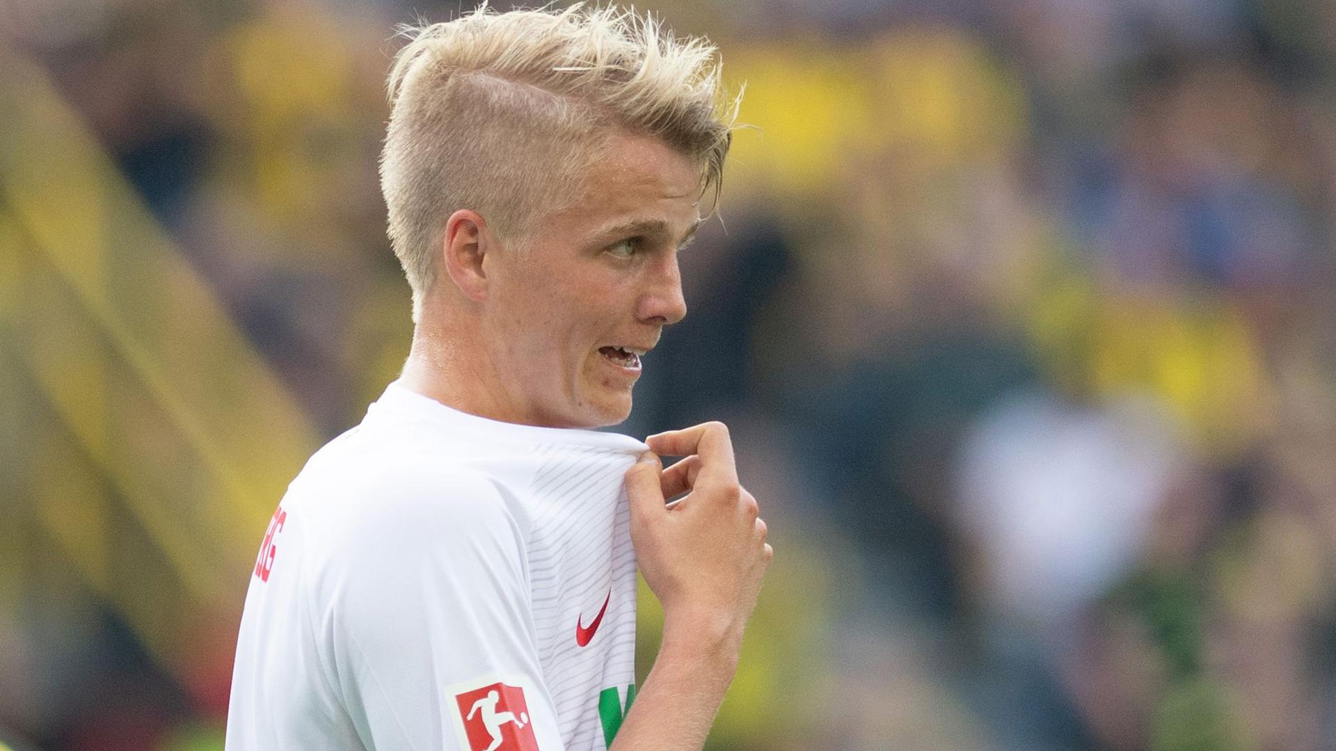 Wurde positiv auf das Coronavirus getestet: Felix Götze vom FC Augsburg.