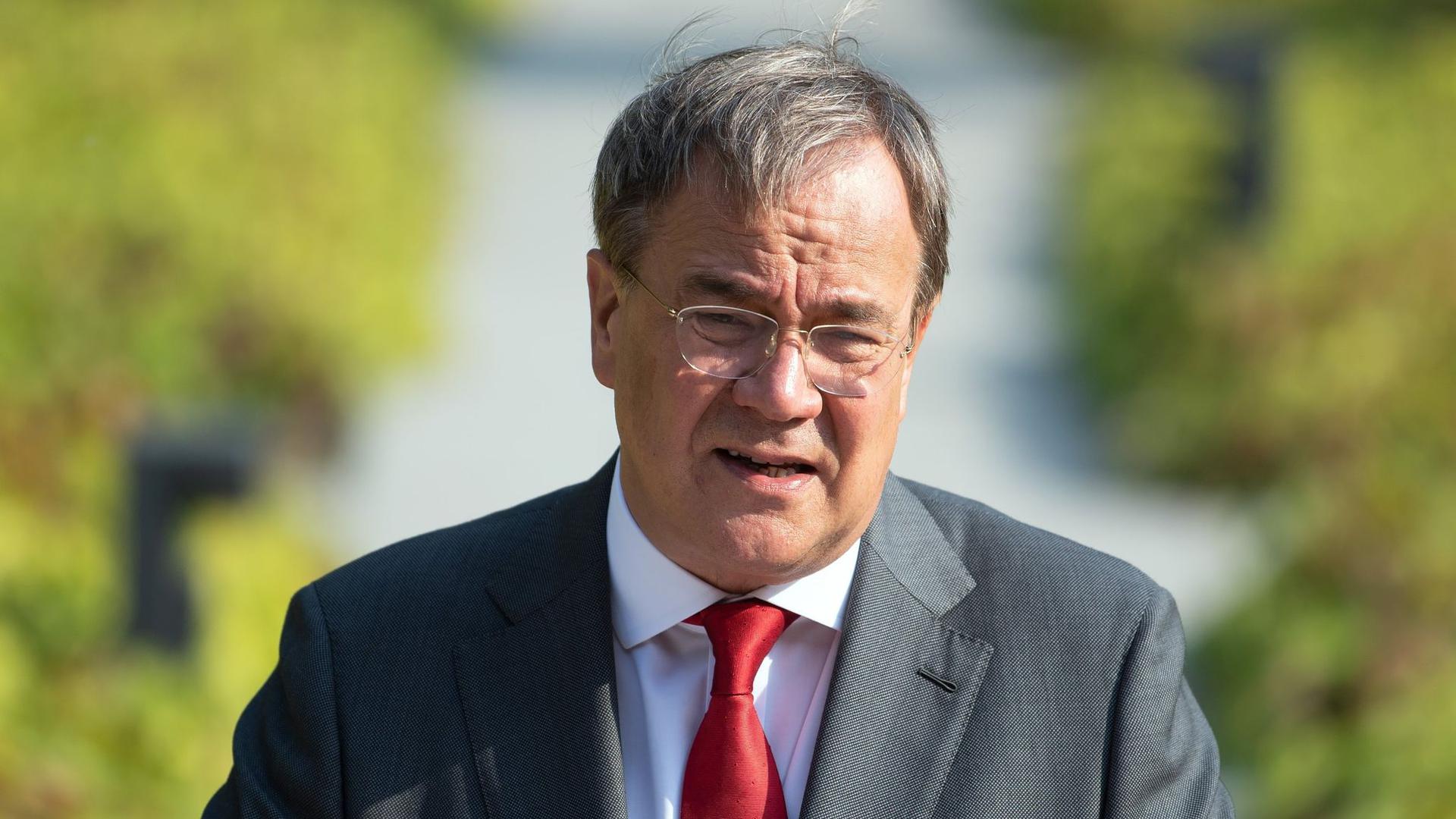 Armin Laschet ist der Ministerpräsident von Nordrhein-Westfalen.