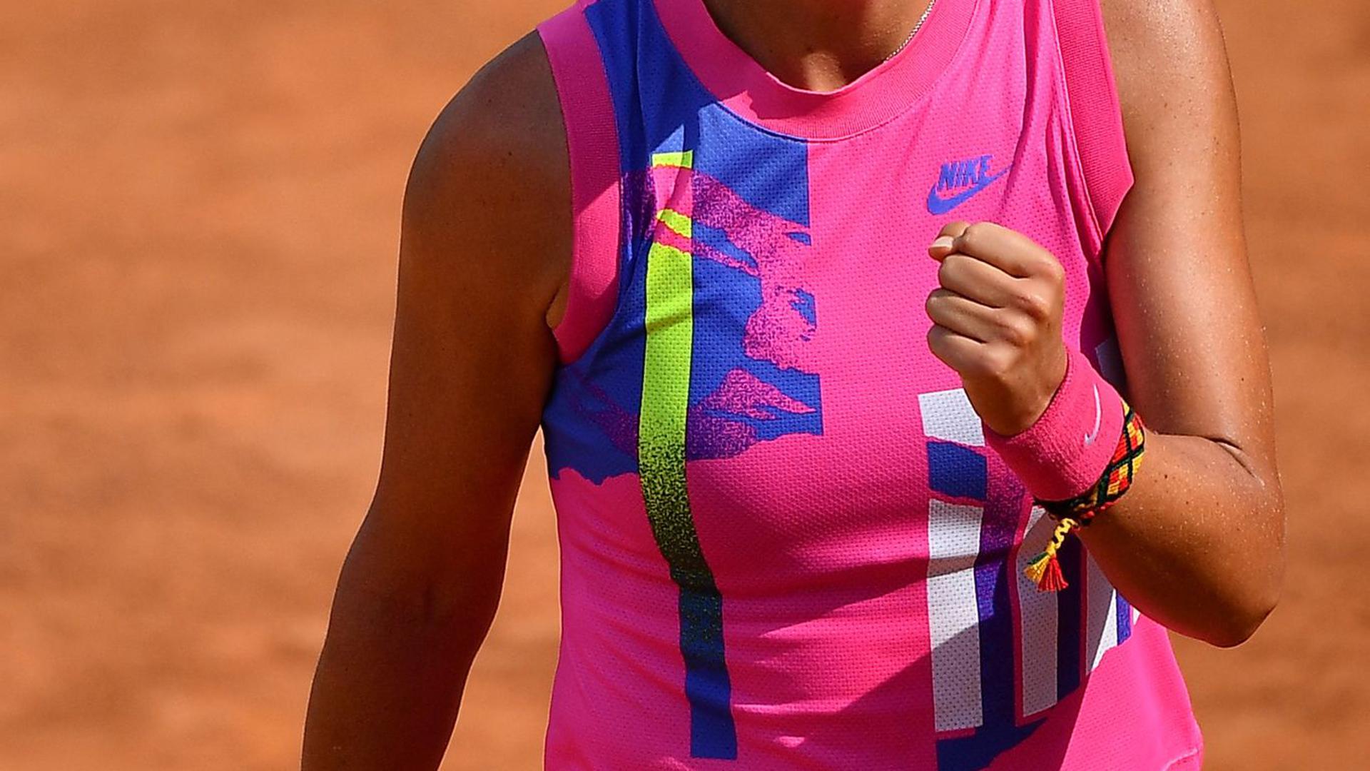 Mitfavoritin Victoria Asarenka erreichte bei den French Open die zweite Runde.