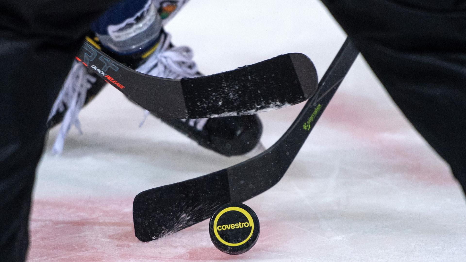 Die Deutsche Eishockey Liga (DEL) hat den für den 13. November avisierten Saisonstart erneut verschoben.