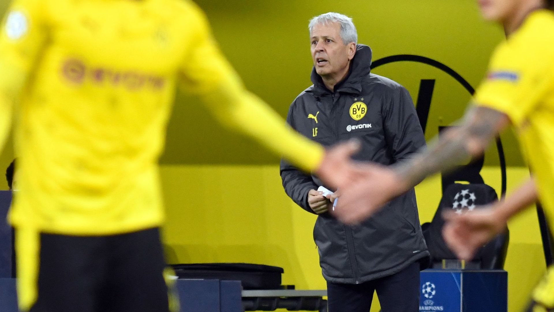 War trotz des glanzlosen Sieges sehr zufrieden: Dortmunds Trainer Lucien Favre.