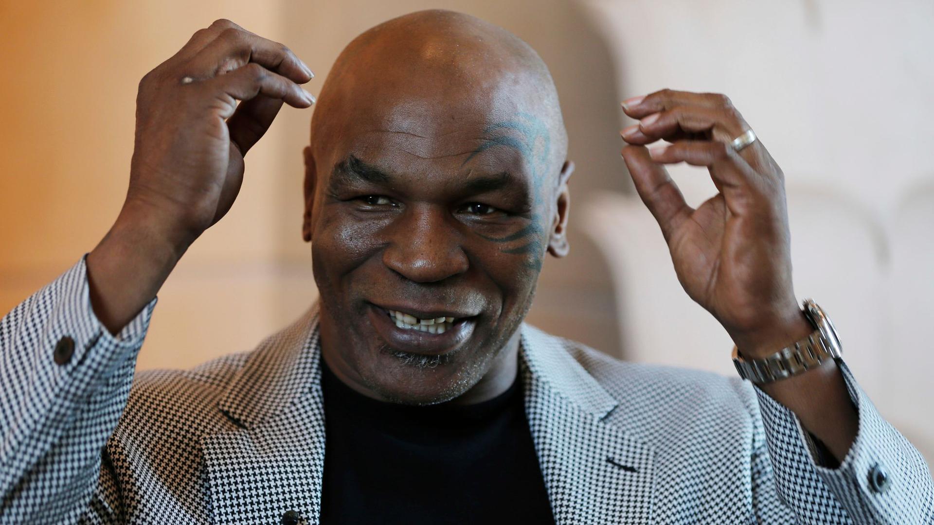 Steigt mit 54 Jahren nochmal in den Boxring: Mike Tyson.