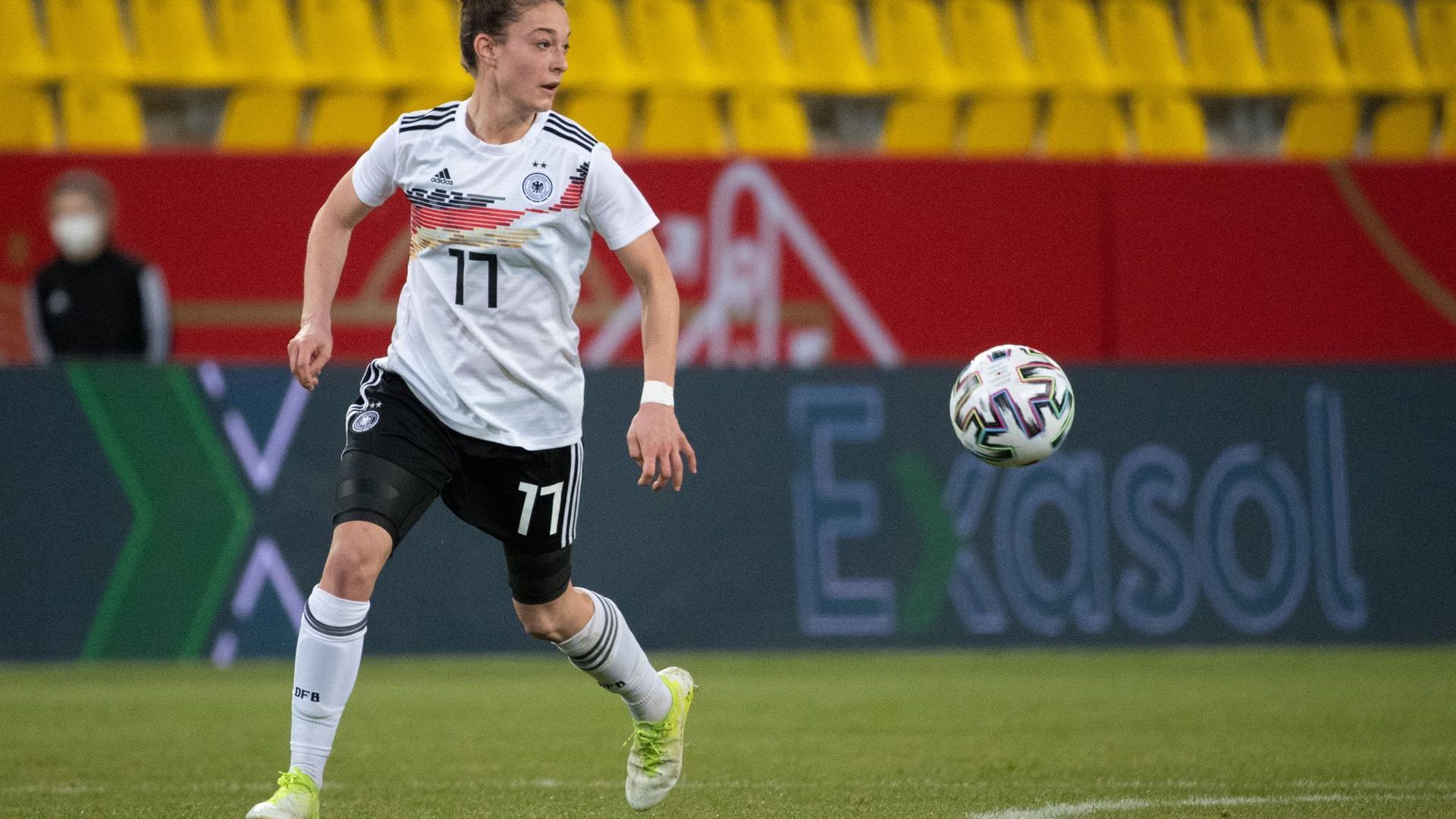 Wurde vor dem DFB-Testspiel in Wiesbaden positiv auf Corona getestet: Felicitas Rauch.