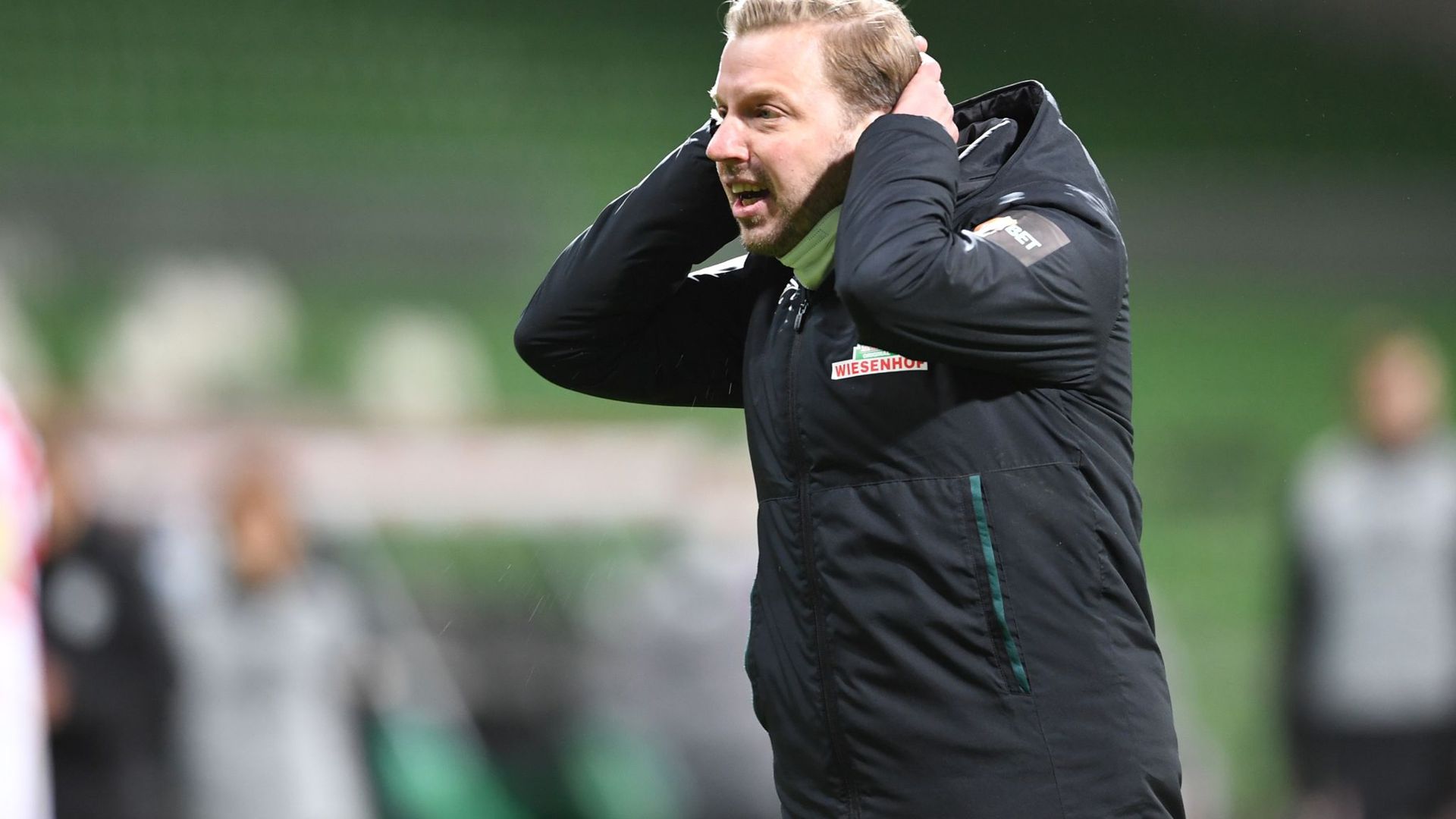 Trainer Florian Kohfeldt steckt mit Werder im Kampf um den Klassenerhalt.