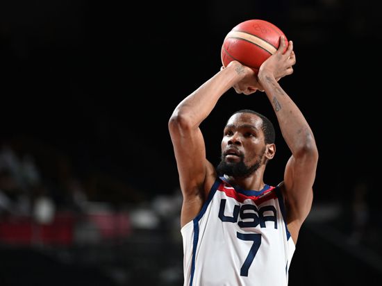 Basketball-Star Kevin Durant hat mit dem US-Team die Goldmedaille gewonnen.
