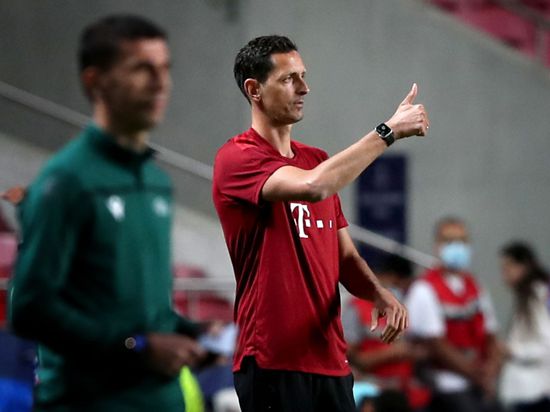 Vertritt weiter den fehlenden Julian Nagelsmann: Bayern-Co-Trainer Dino Toppmöller.