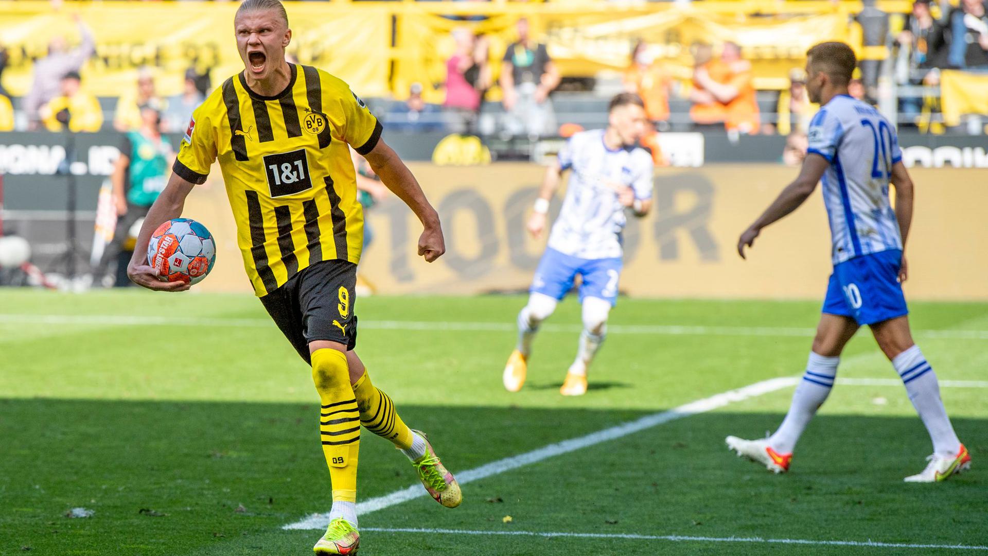 Dortmunds Erling Haaland jubelt nach seinem Tor zum 1:1.