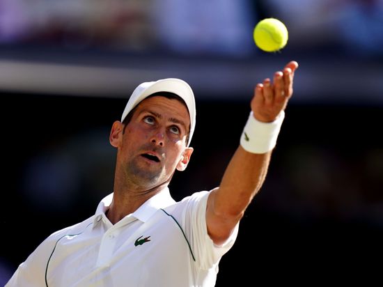 Plant weiterhin nicht sich gegen das Coronavirus impfen zu lassen: Tennis-Star Novak Djokovic.