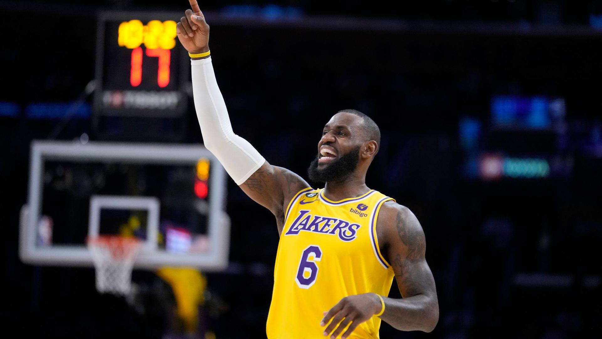 LeBron James machte mit den Los Angeles Lakers die Playoffs klar.