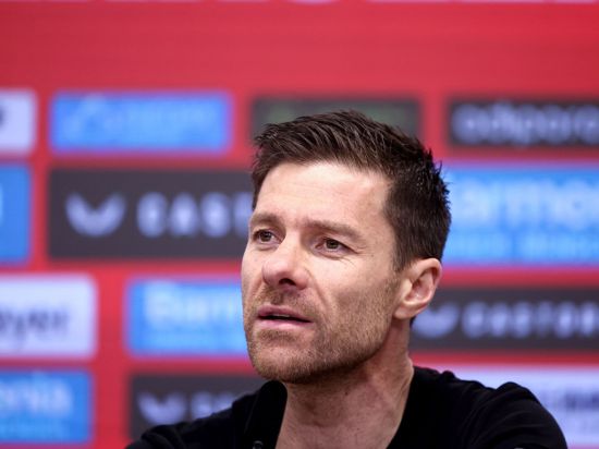 Leverkusens Trainer Xabi Alonso hat mit seiner Mannschaft Historisches vollbracht.